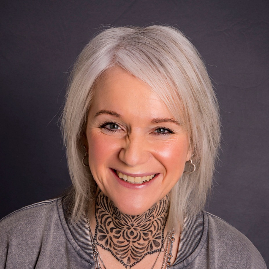 picture-of-cerys-nelmes