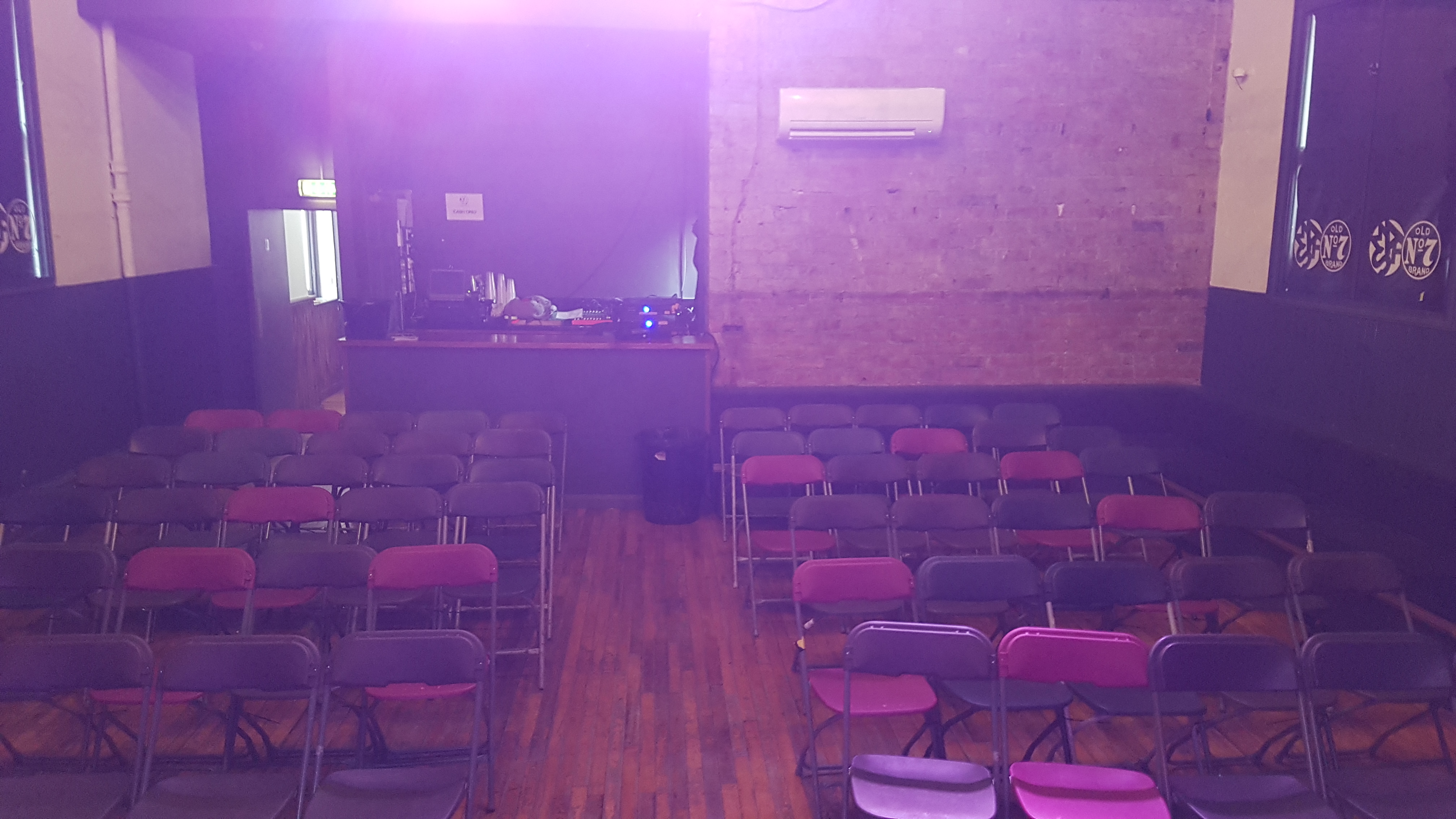the-bottle-room-just-the-tonic-comedy-club